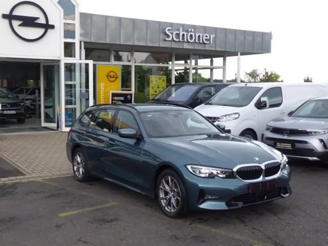 BMW 3 Serie 320 xDrive Sport Line Touring 320d