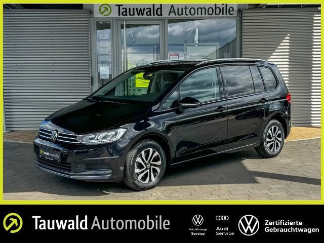 Volkswagen Touran DSG 2.0 TDI