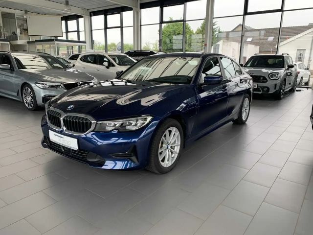 BMW 3 Serie 330 Advantage pakket 330e