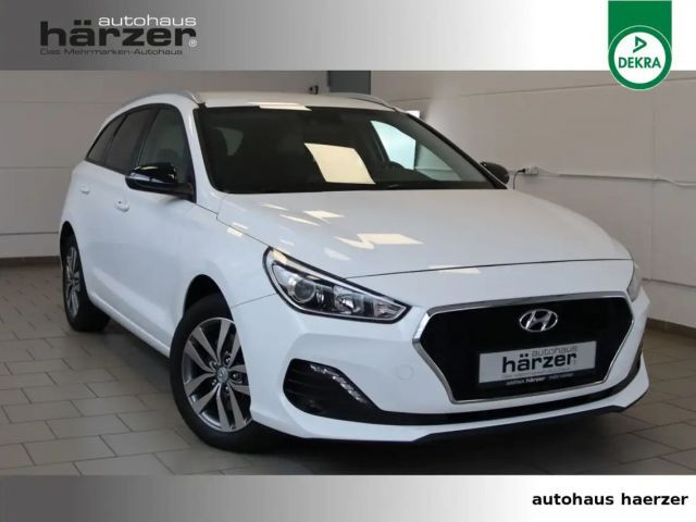 Hyundai i30 Yes