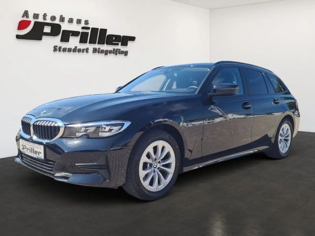 BMW 3 Serie 318 Touring Advantage pakket 318d