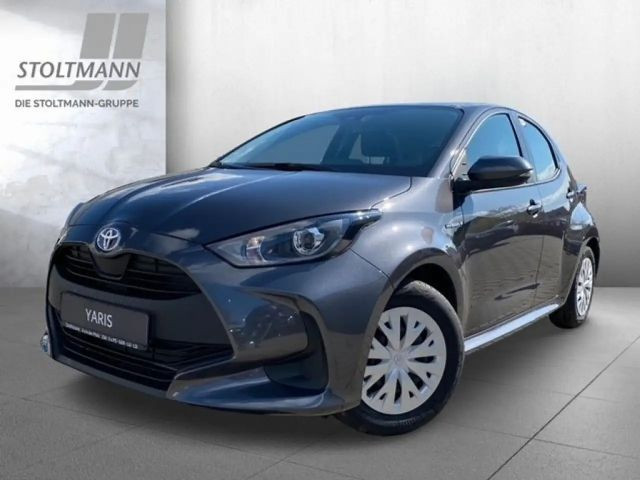 Toyota Yaris Business Hybride VVT-i