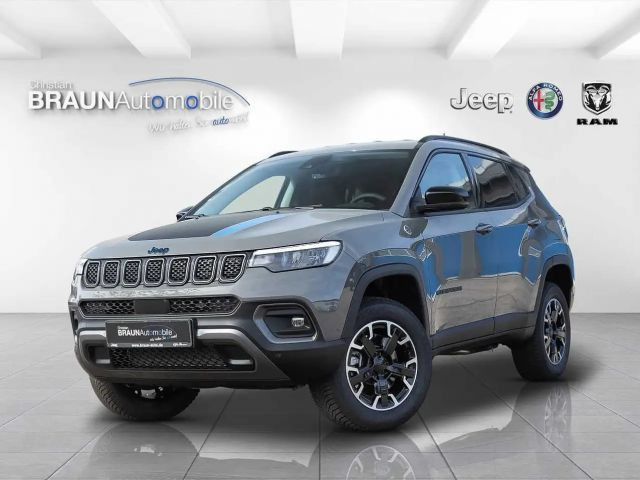 Jeep Compass 4xe Hybrid Trailhawk