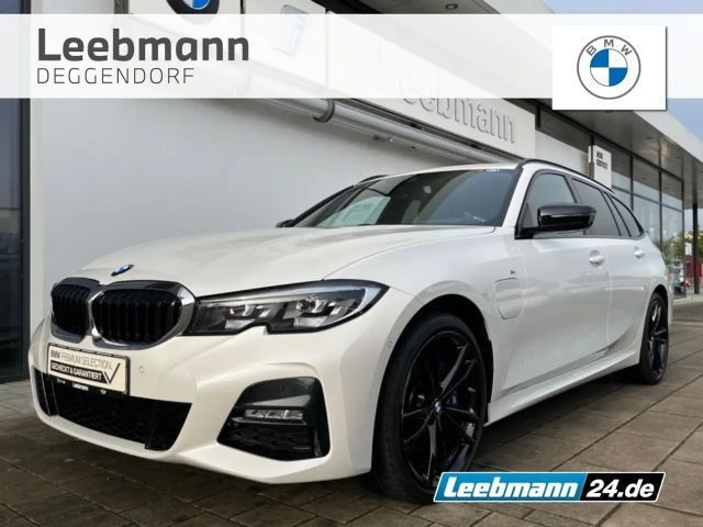 BMW 3 Serie 330 M-Sport xDrive Touring 330e