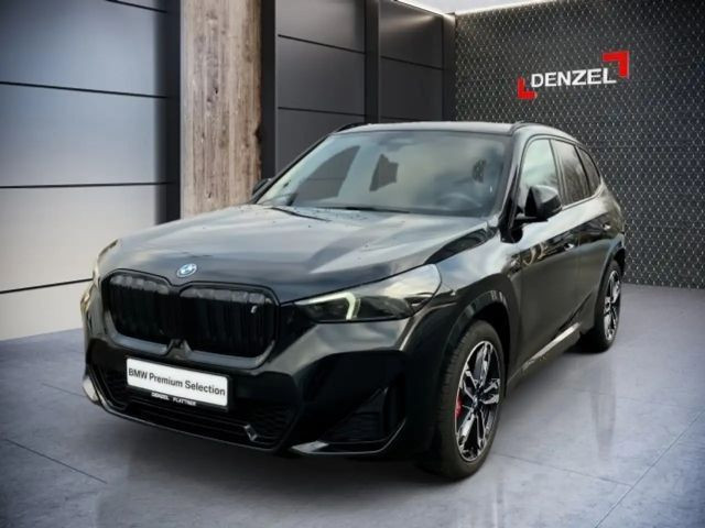 BMW iX1 xDrive30