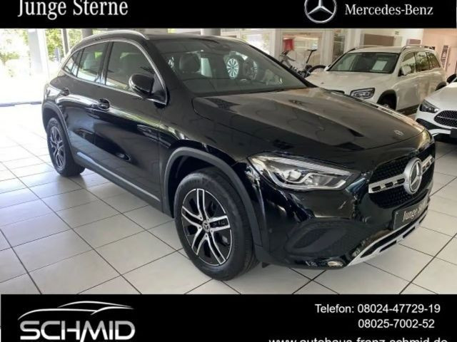 Mercedes-Benz GLA-Klasse GLA 200 Progressive GLA 200 d