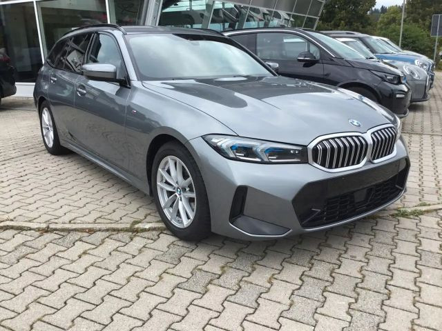 BMW 3 Serie 320 M-Sport xDrive Touring 320d