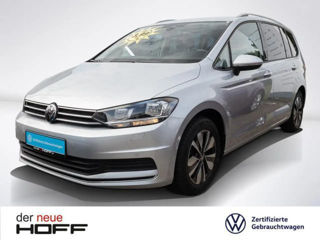 Volkswagen Touran DSG 1.5 TSI