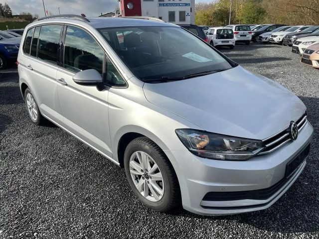 Volkswagen Touran Comfortline 1.5 TSI