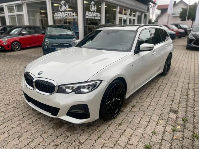 BMW 3 Serie 320 M-Sport Touring 320i