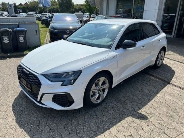 Audi A3 Sportback Sedan S-Line 30 TFSI