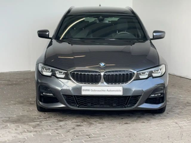 BMW 3 Serie 320 M-Sport Touring 320e