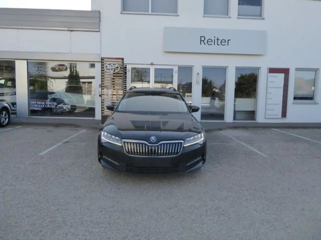 Skoda Superb Combi