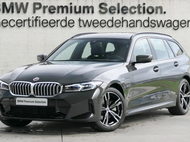 BMW 3 Serie 330 M-Sport Touring 330e