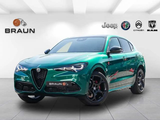 Alfa Romeo Stelvio Turbo Q4 AT8