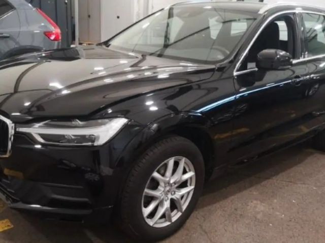 Volvo XC60 AWD Momentum