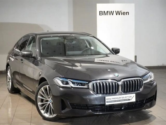 BMW 5 Serie 540 xDrive Sedan 540d