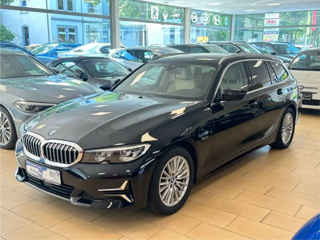 BMW 3 Serie 320 Luxury Line 320e