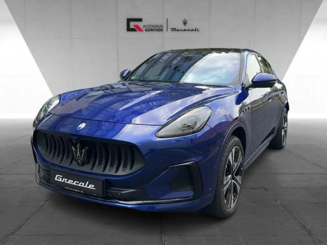 Maserati Grecale Folgore MY24 mit 558 PS Allrad 500 KM Reichweite -