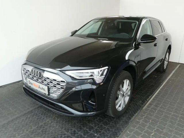 Audi Q8 e-tron Quattro Business 55