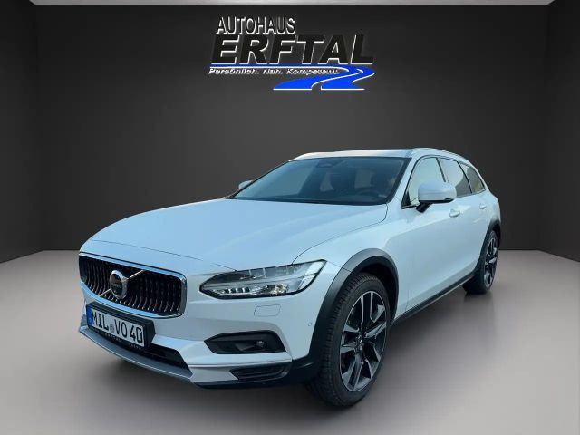 Volvo V90 Cross Country AWD Plus