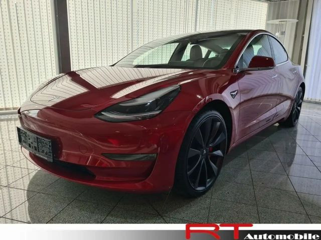 Tesla Model 3 Performance AWD