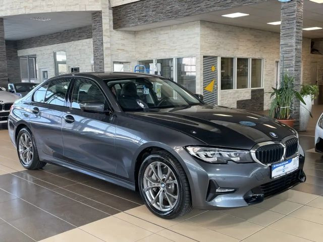 BMW 3 Serie 330 Sport Line 330e