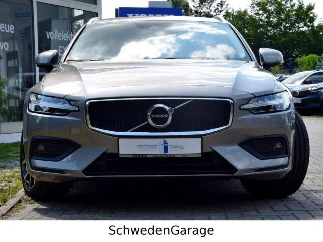 Volvo V60 AWD Momentum