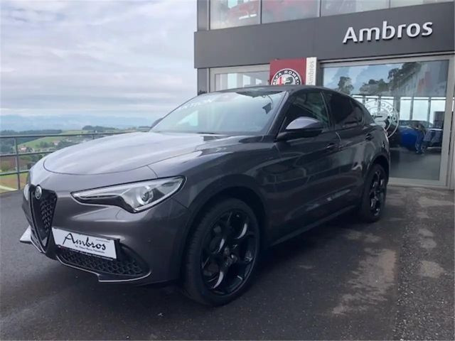 Alfa Romeo Stelvio Q4 AT8