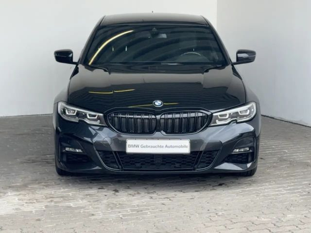 BMW 3 Serie 320 M-Sport Sedan