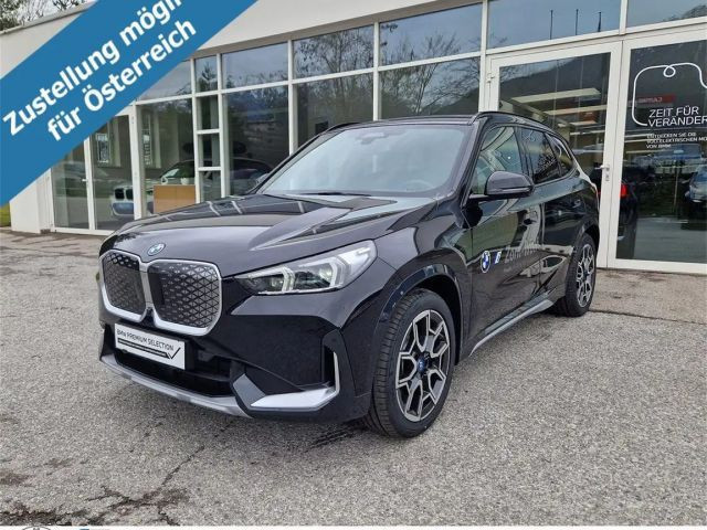 BMW iX1 xDrive30