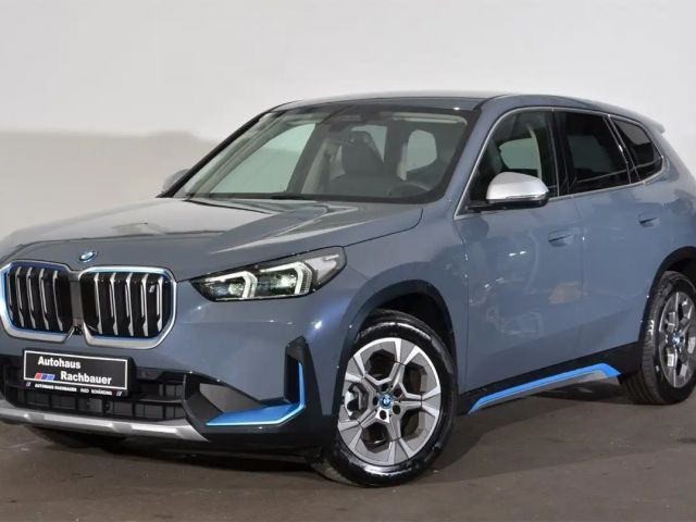 BMW iX1 xDrive30