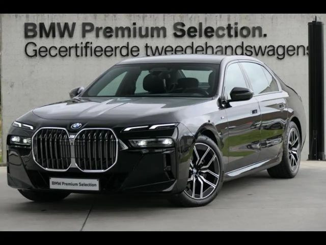 BMW 7 Serie 740 M-Sport xDrive Sedan 740d