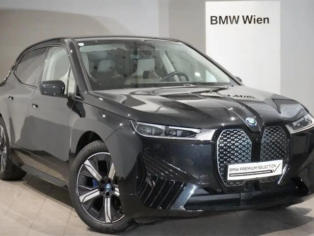 BMW iX xDrive40