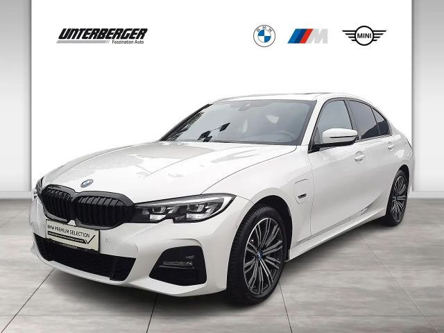 BMW 3 Serie 330 M-Sport xDrive 330e