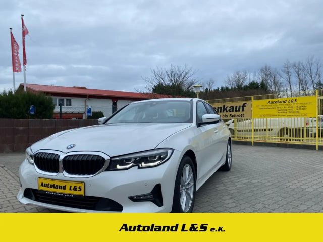 BMW 3 Serie 330 xDrive Advantage pakket 330d