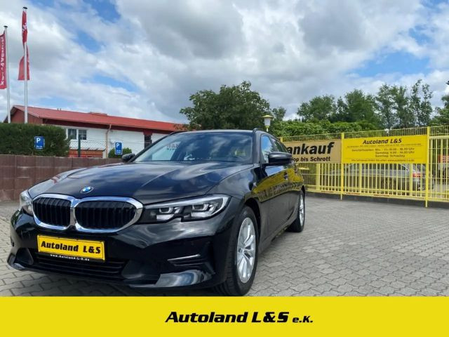 BMW 3 Serie 318 Touring Advantage pakket 318d