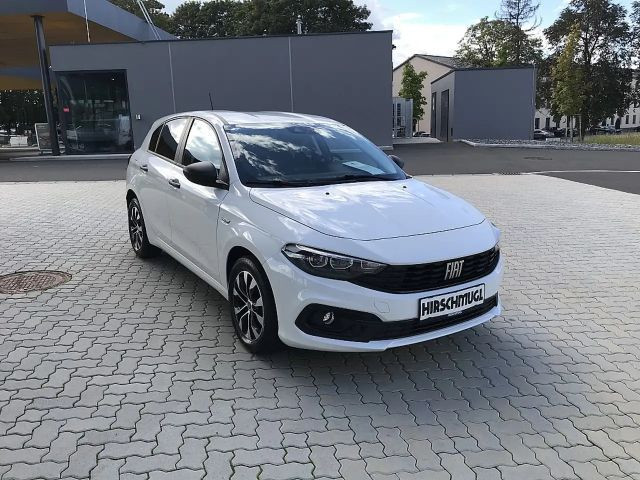 Fiat Tipo CityCross Turbo Life