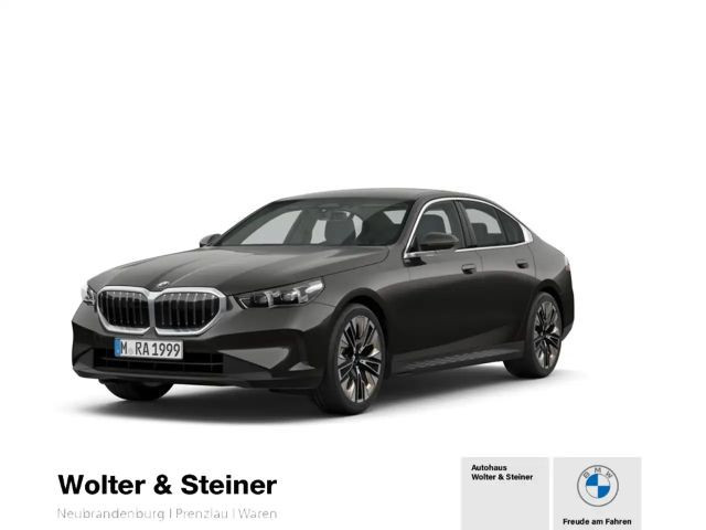 BMW 5 Serie 520 M-Sport 520d