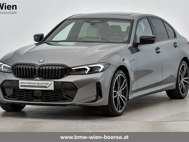 BMW 3 Serie 330 xDrive 330e