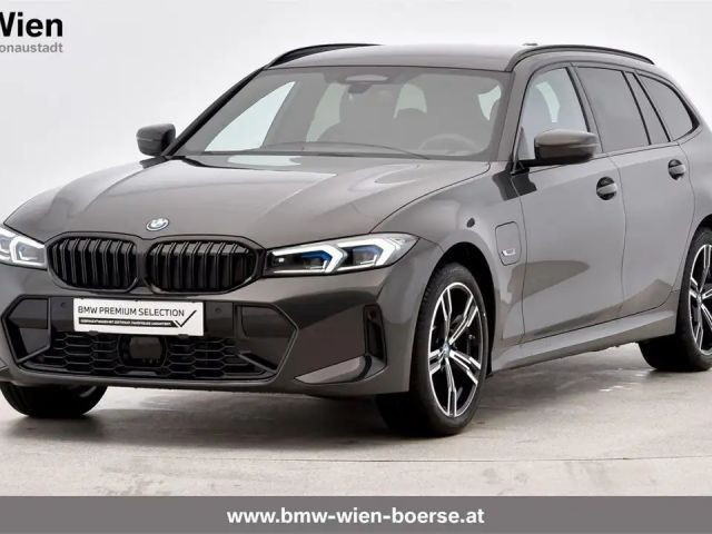 BMW 3 Serie 330 xDrive 330e