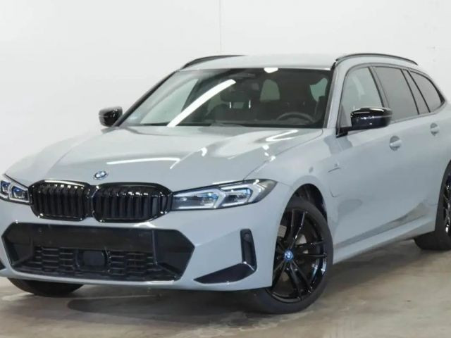 BMW 3 Serie 330 M-Sport xDrive Touring 330e