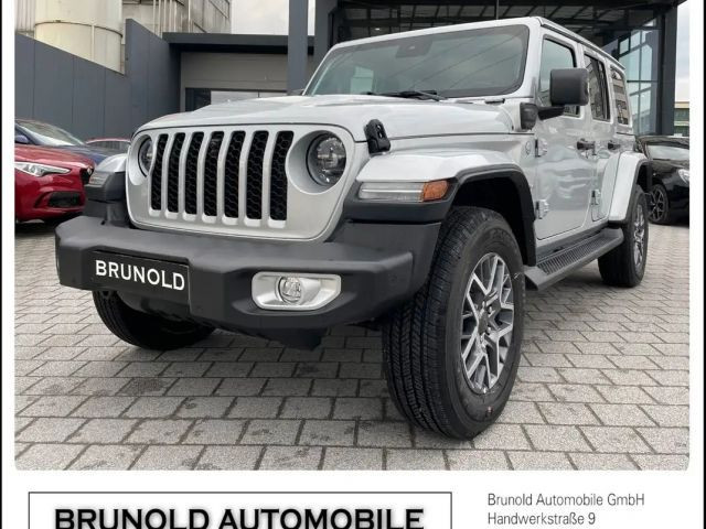 Jeep Wrangler Sahara Hybrid