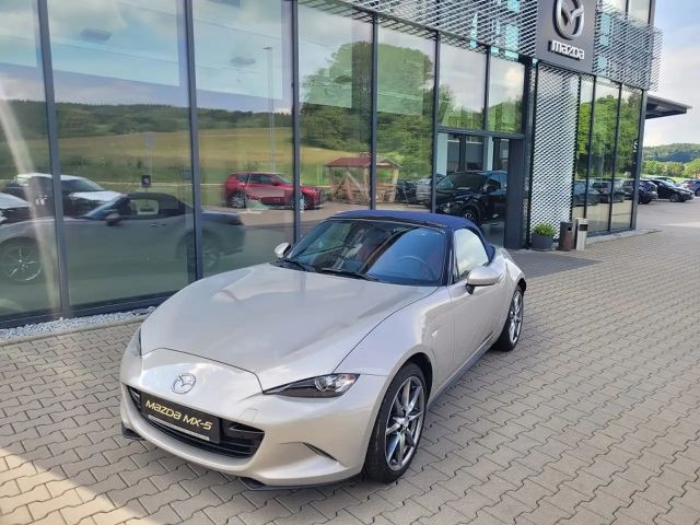 Mazda MX-5 SkyActiv