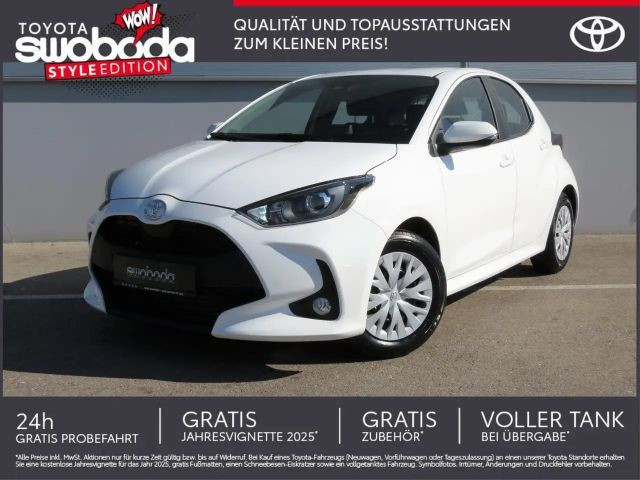 Toyota Yaris Active