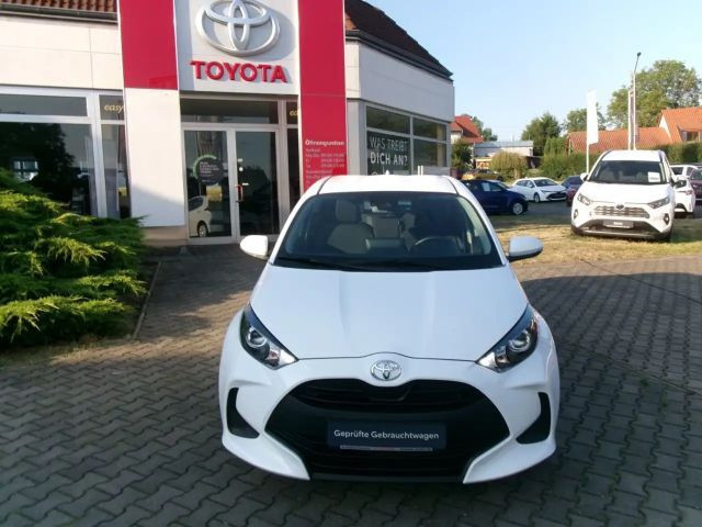 Toyota Yaris Comfort 1.0 VVT-i VVT-i