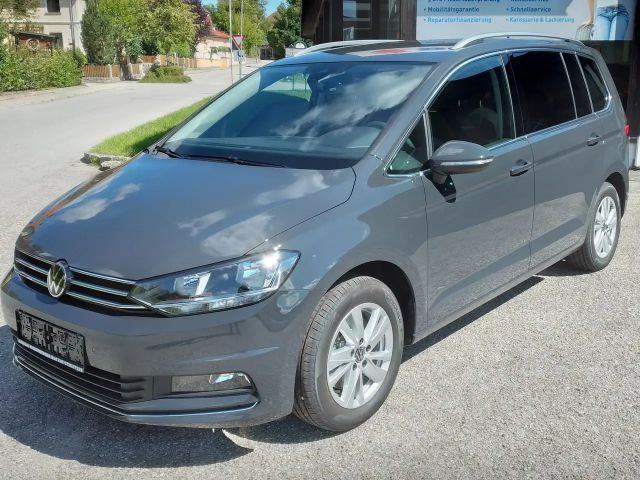 Volkswagen Touran Highline 1.5 TSI