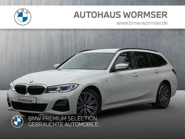 BMW 3 Serie 330 M-Sport Touring 330e