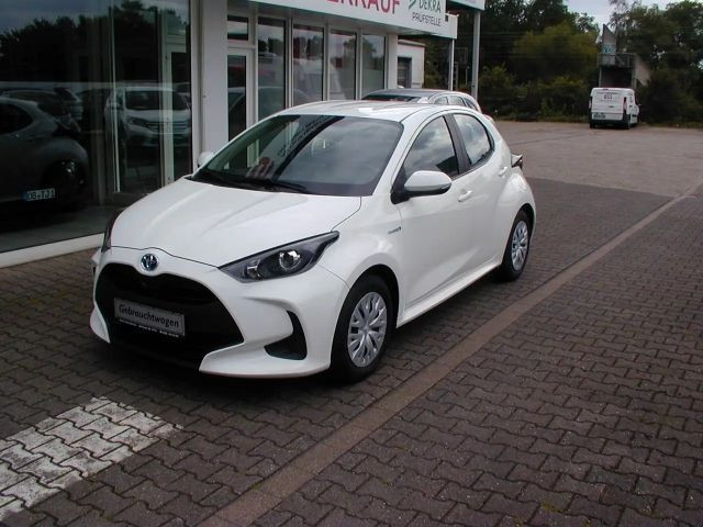 Toyota Yaris Style Hybride VVT-i