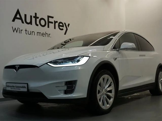 Tesla Model X Long Range